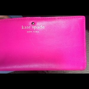 💖♠️HOT PINK KATE SPADE WALLET 💖♠️